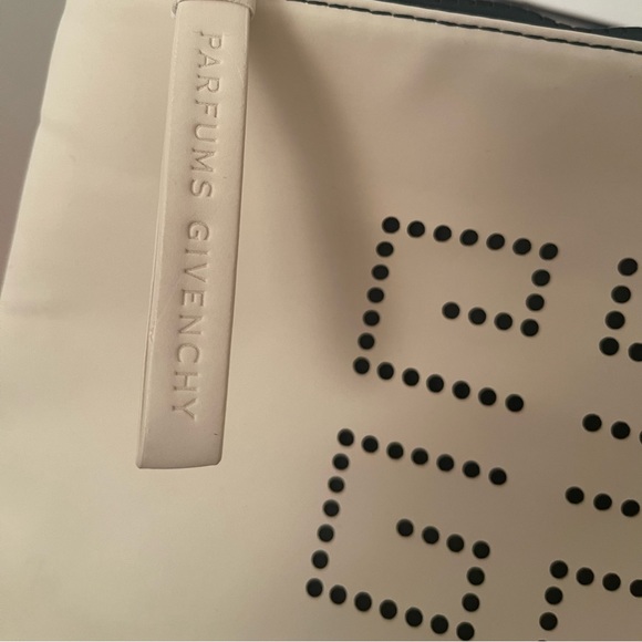 Parfums givenchy cosmetic pouch - Picture 3 of 4